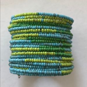 Beaded adjustable bracelet